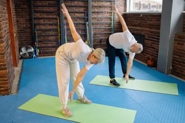 Ergonomia e Fitness: Como Ajustar sua Rotina para Prevenir Lesões